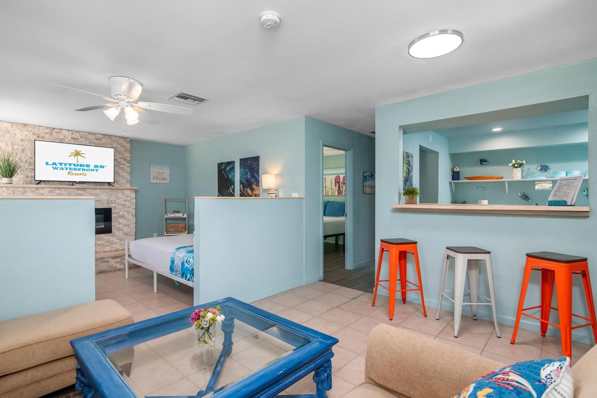 Latitude 26 Waterfront Boutique Resort - Fort Myers Beach Bagian luar foto