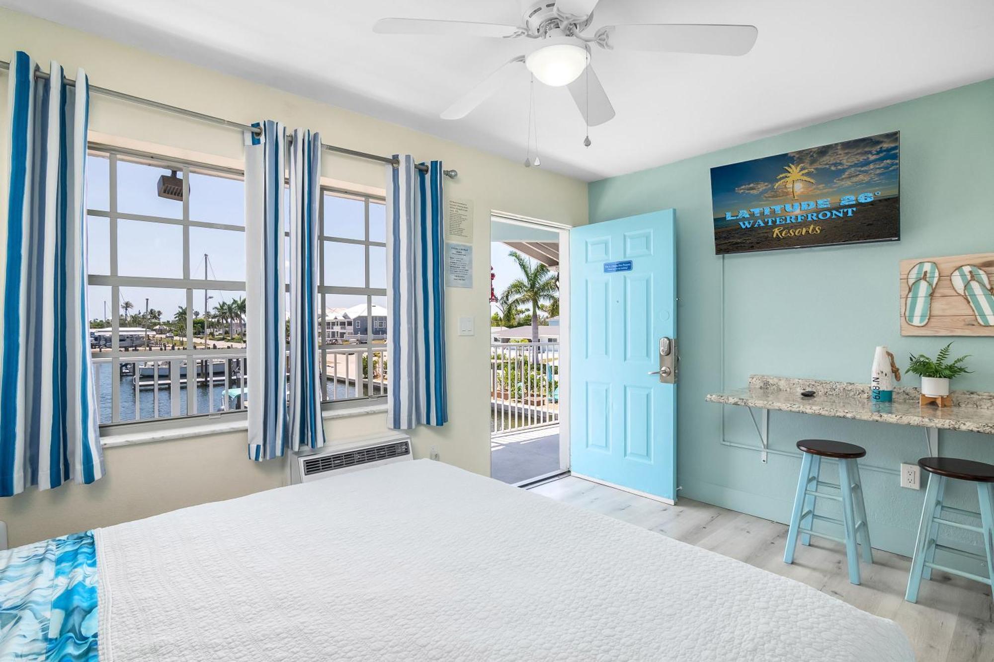 Latitude 26 Waterfront Boutique Resort - Fort Myers Beach Bagian luar foto