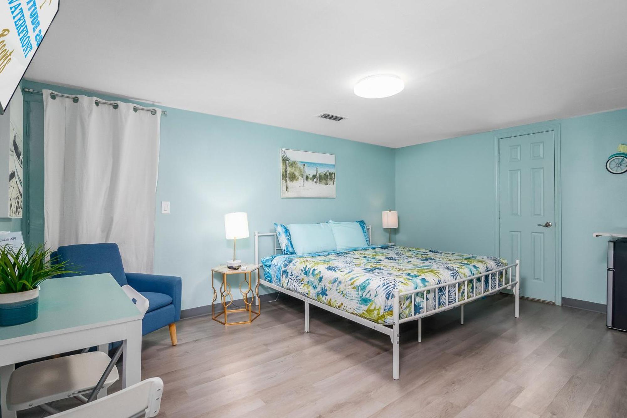 Latitude 26 Waterfront Boutique Resort - Fort Myers Beach Bagian luar foto
